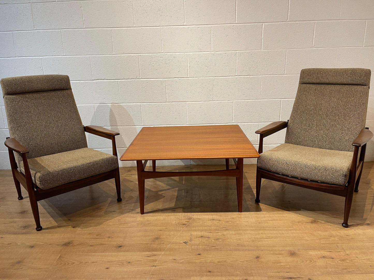 Mid Century Swedish Square Teak Coffee table by Karl Erik Ekselius - J O Carlsson for Vetlanda 1950's - Supramobili
